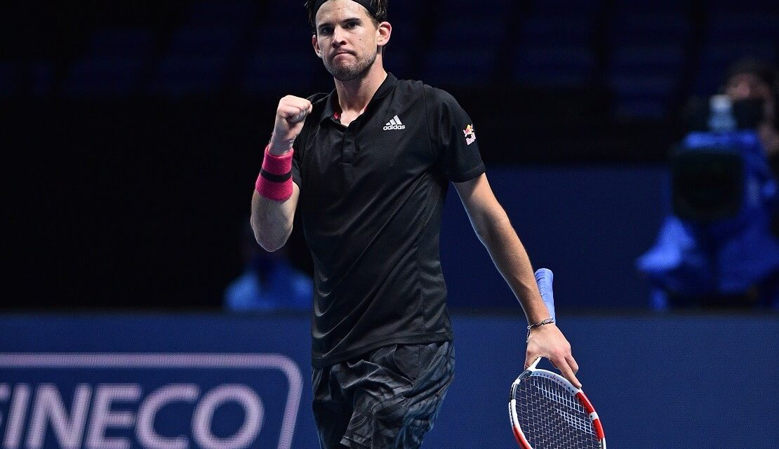 ATP Finals: Dominic Thiem schlägt Titelverteidiger Stefanos Tsitsipas