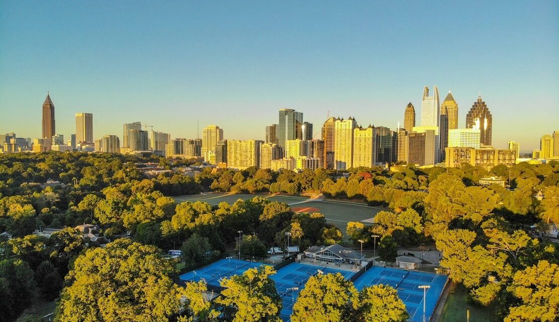 Im Wasser, unter der Erde und in der Luft – 5 abgefahrene Tennisplätze