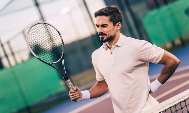 Rückenschmerzen: Richtig vorbereitet zum schmerzfreien Tennisspiel